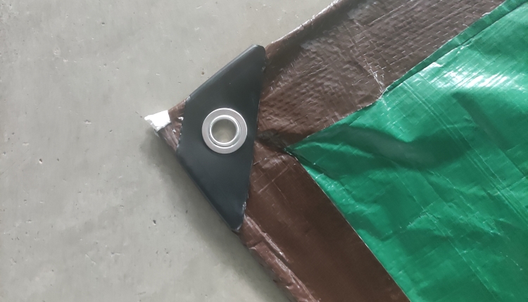 8'x10' 110GSM Tarpaulin Corpoideachas Donn Glas le haghaidh Cosaint Clúdaigh 8'x10' 110GSM Tarpaulin Corpoideachas Donn Glas le haghaidh Cosaint Clúdaigh