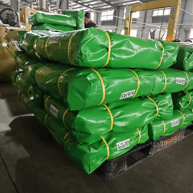 Féar Glas 300 GSM Maighdean PE Tarpaulin