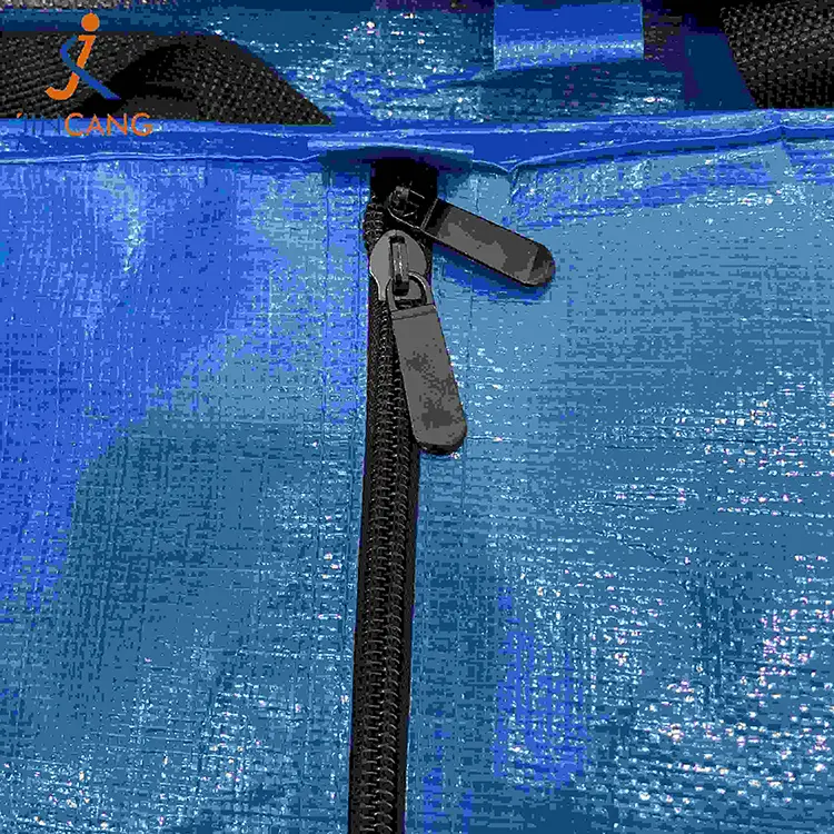 Málaí stórála atá fite le PE trom